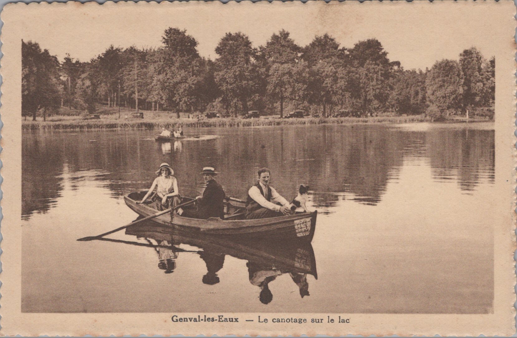 /Belgium/Places/BE_Place_1900-1961_Genval-les-Eaux Le canotage sur le lac.jpg